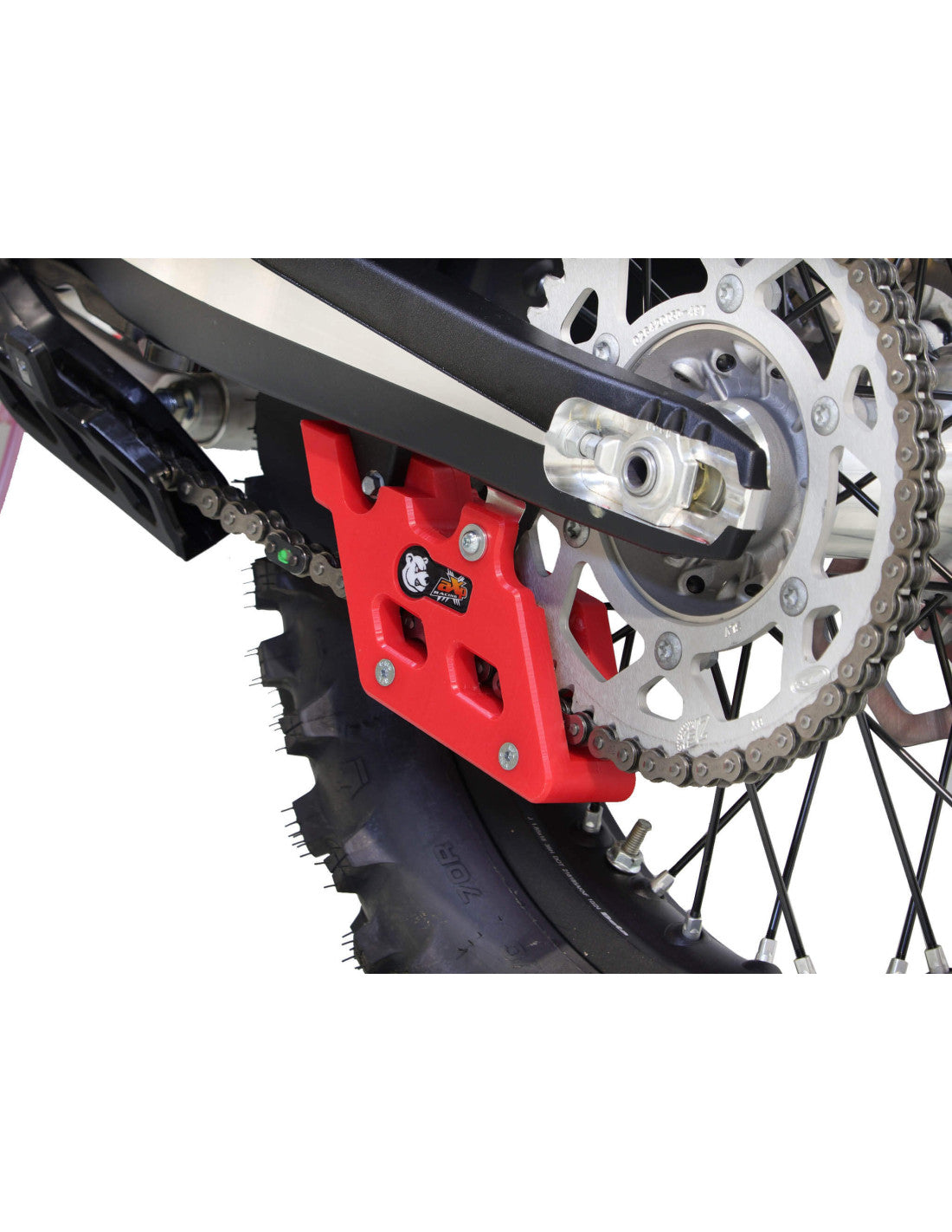 Side view of the red chain guide in UHMW plastic for Beta