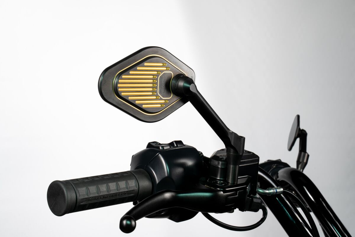 Drag Specialties Adjustable Mirror Short Stem (12 cm) Black & Gold Edition M03-06-R-BDG