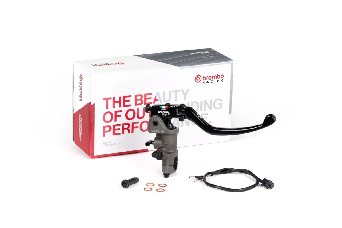 BREMBO BRAKE MASTER CYLINDER RCS 110A26310