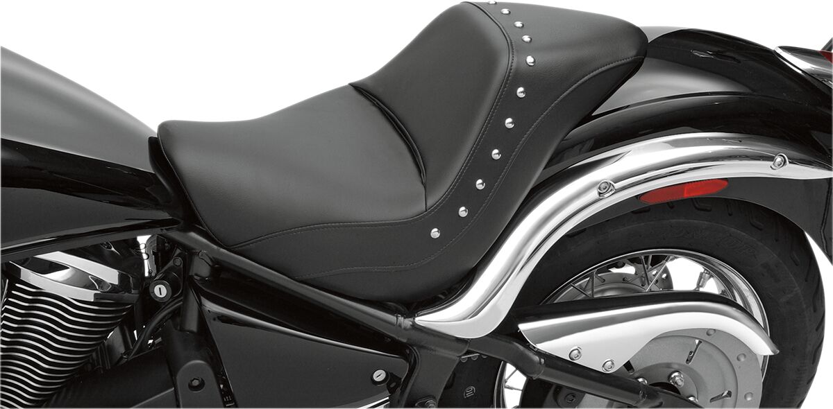 SADDLEMEN SOLO SEAT RENEGADET FRONT SADDLEHYDET|SADDLEGELT STUDDED BLACK|NATURAL K06-11-001