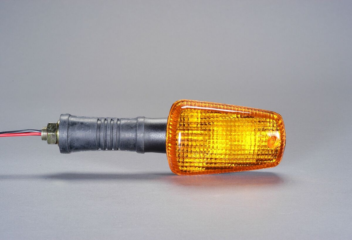 K&S TECHNOLOGIES TURN SIGNAL E-MARK AMBER 27-4135