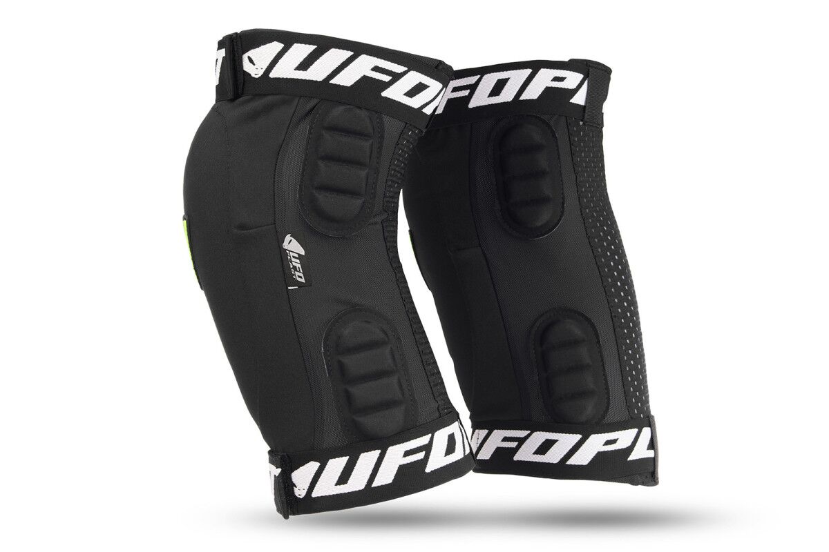 UFO KNEE GUARD UFO SPARTAN S/M KS15002#KS/M