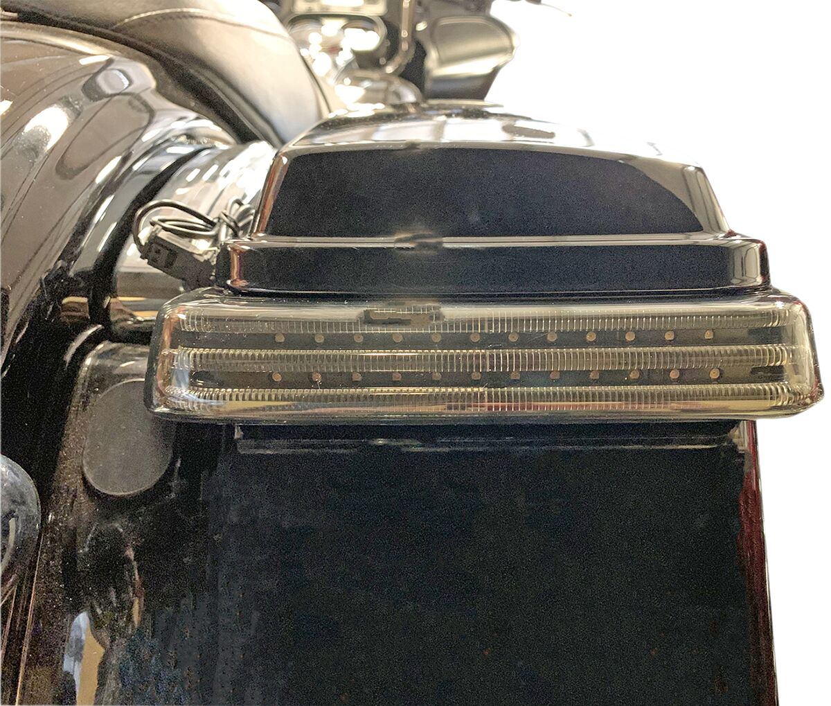 CUSTOM DYNAMICS LIGHT LED SBAG BLK/SMOKE PB-SBSEQ-SS6-BS