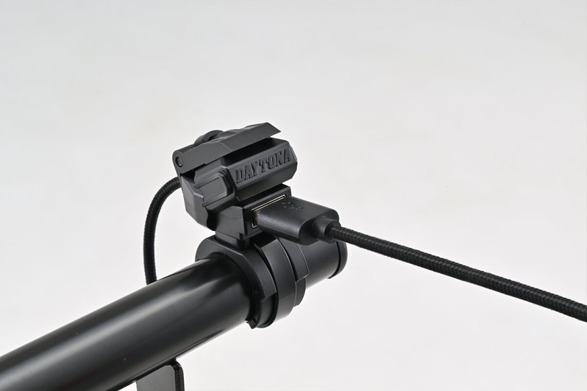 DAYTONA QUICK CHARGE PORT USB TYPE-A 81354