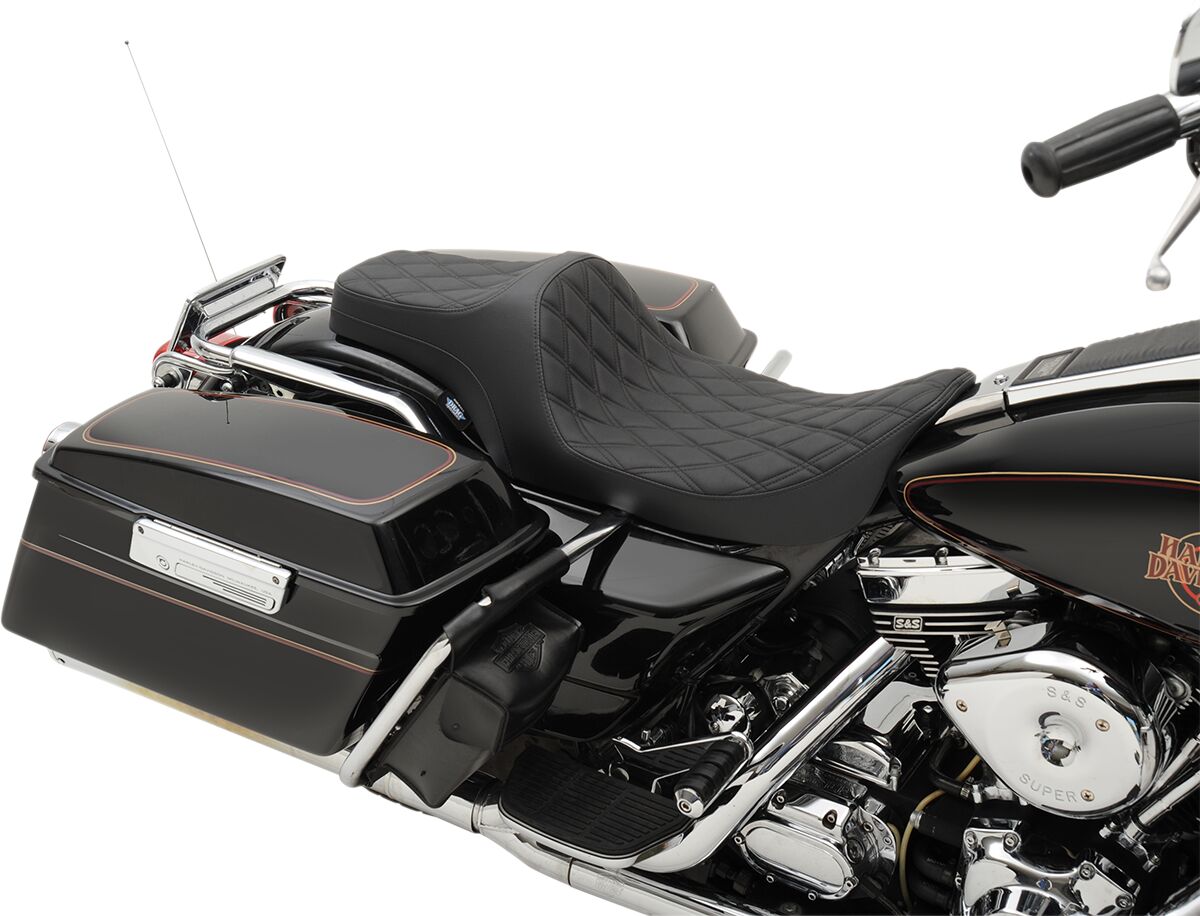 DRAG SPECIALTIES SEATS SEATS PREDATOR III DOUBLE DIAMOND VINYL BLACK/BLACK 0801-1129