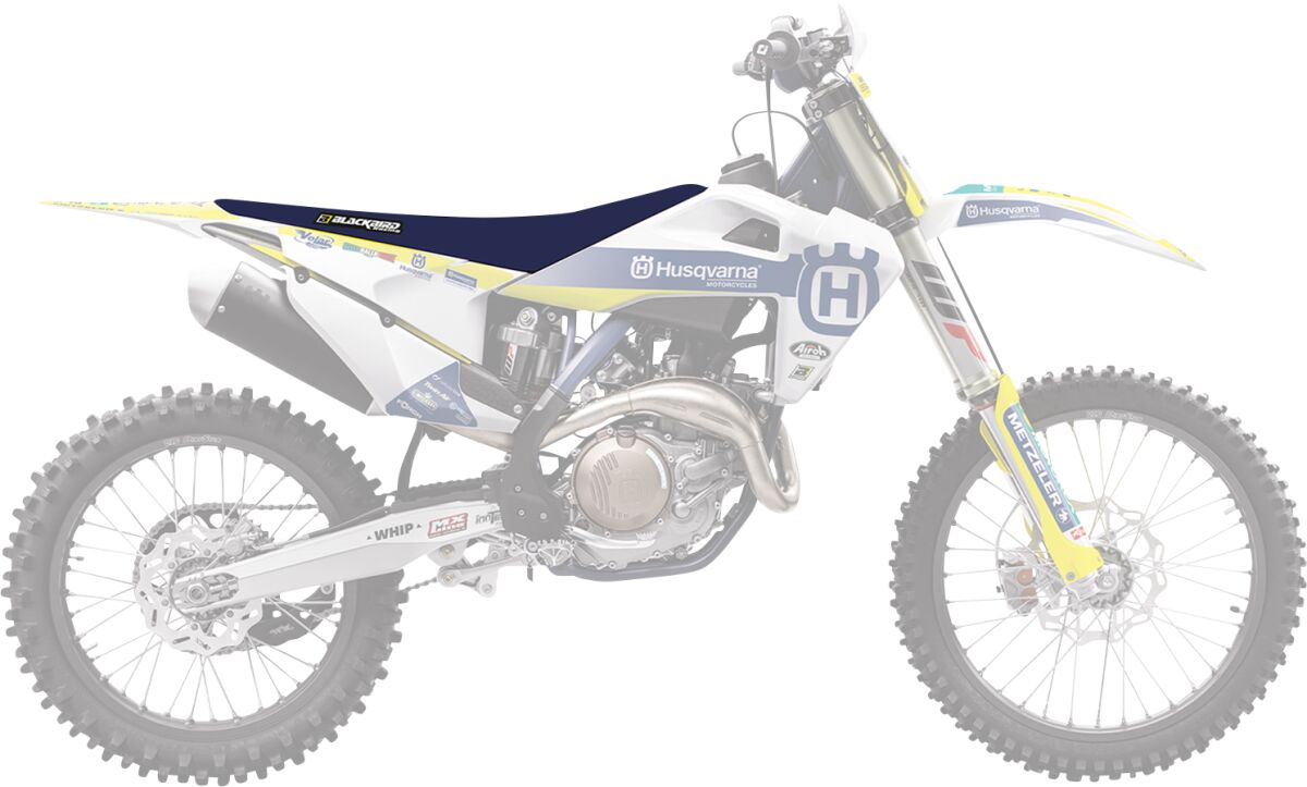 BLACKBIRD RACING SEATCVR REP HVA TROPHY 22 1624R6