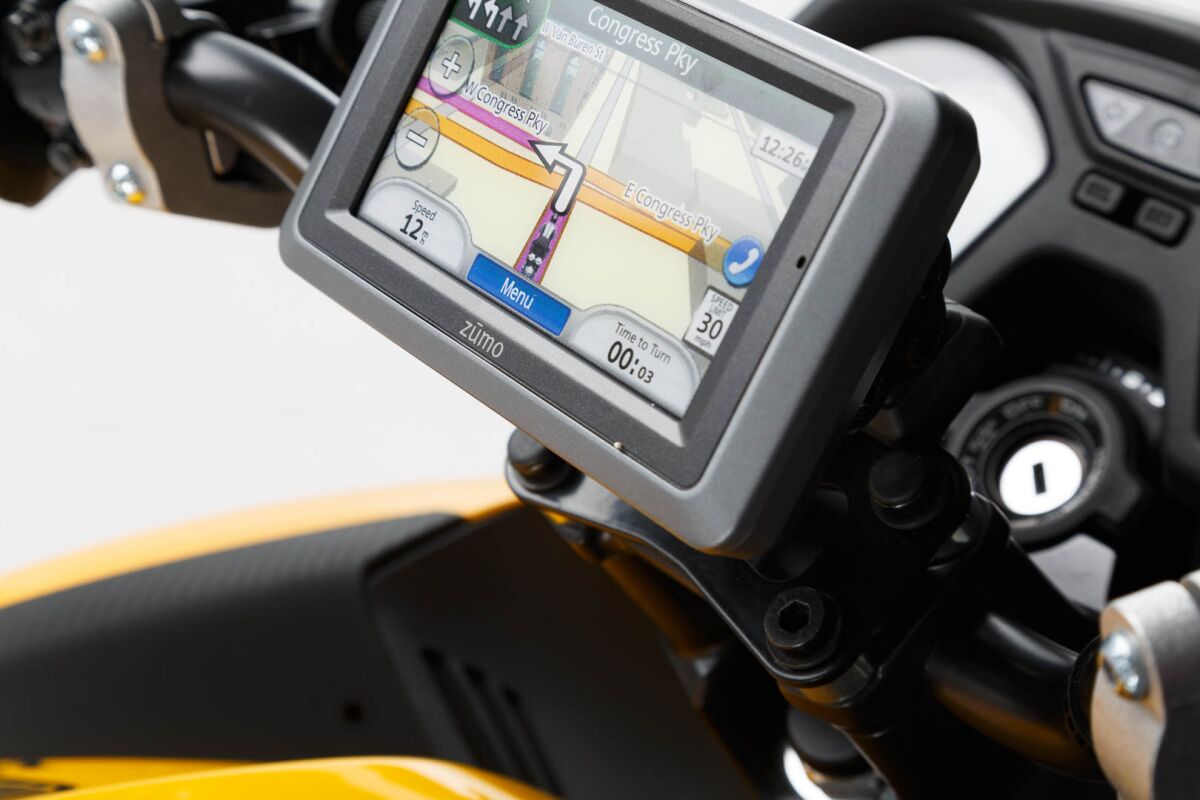 SW-MOTECH HANDLEBAR GPS MOUNT GPS.00.646.10200/B