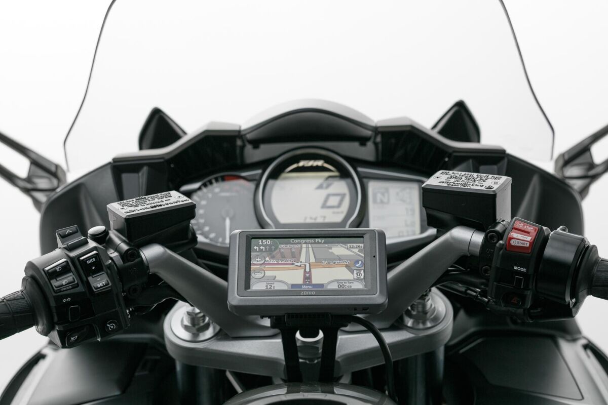 SW-MOTECH HANDLEBAR GPS MOUNT GPS.06.646.10200/B