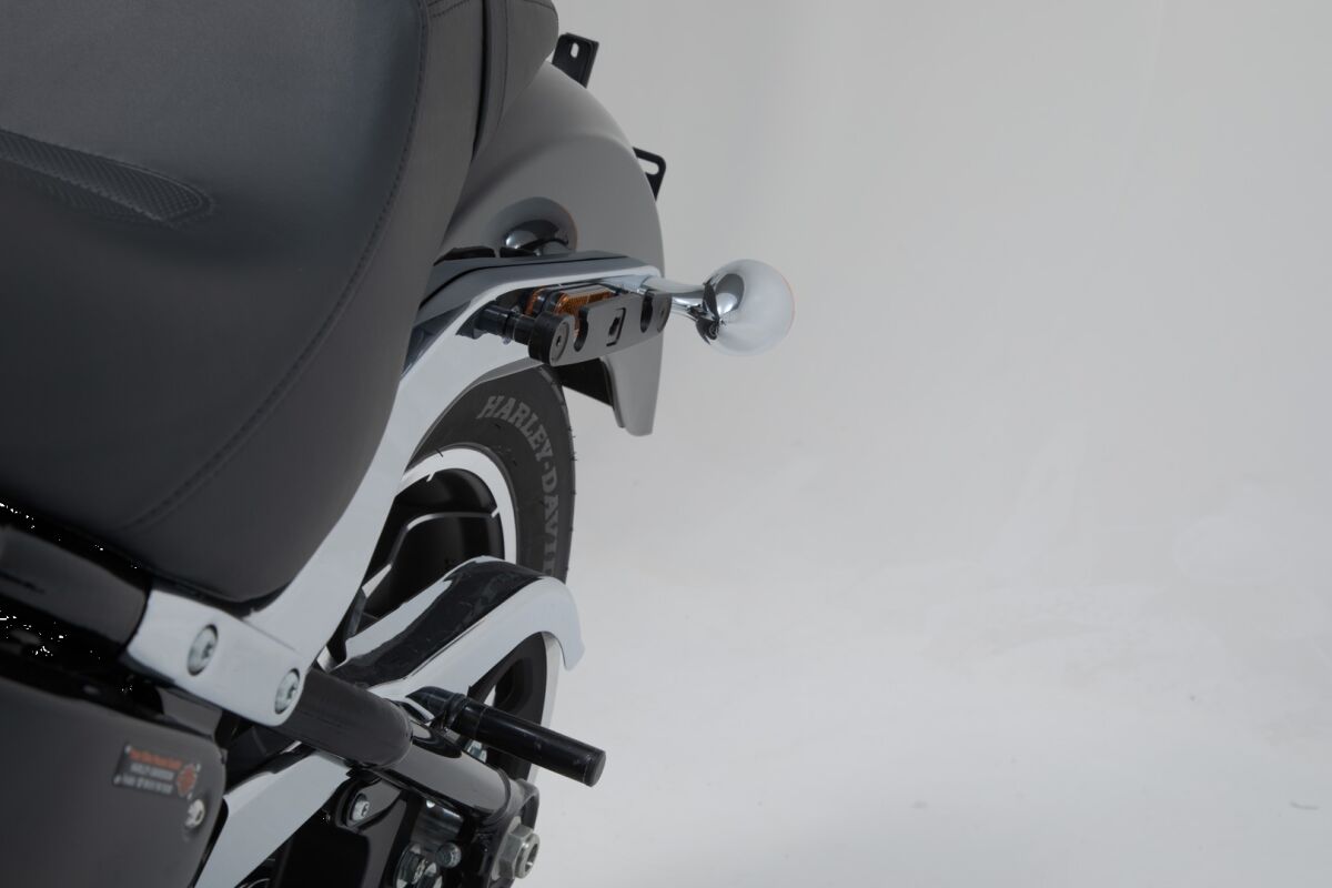 SW-MOTECH SLH SIDE CARRIER LEFT Harley-David Softail Low Rider/ S For LH2 HTA.18.682.10300