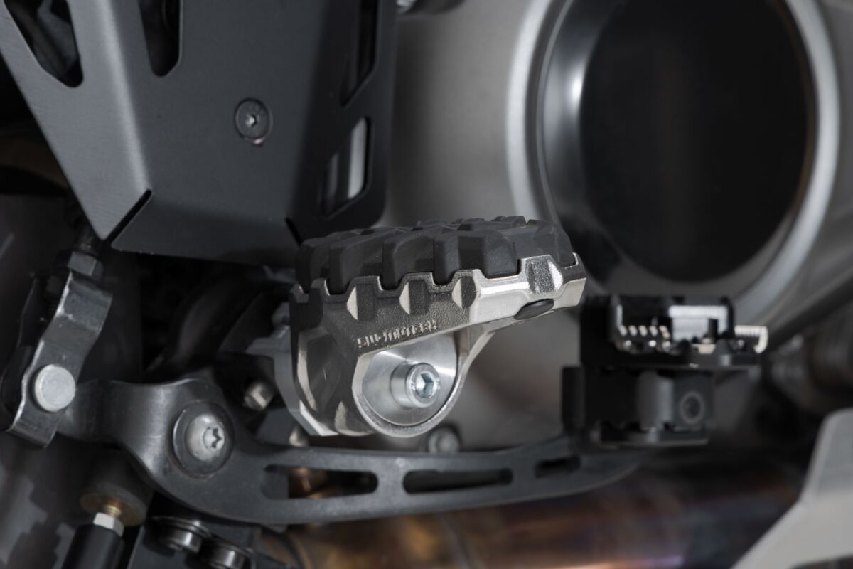 SW-MOTECH EVO FOOTREST KIT FRS.18.112.10001
