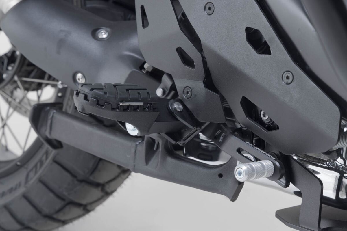 SW-MOTECH FOOTREST KIT ION FRS.07.011.10302/B