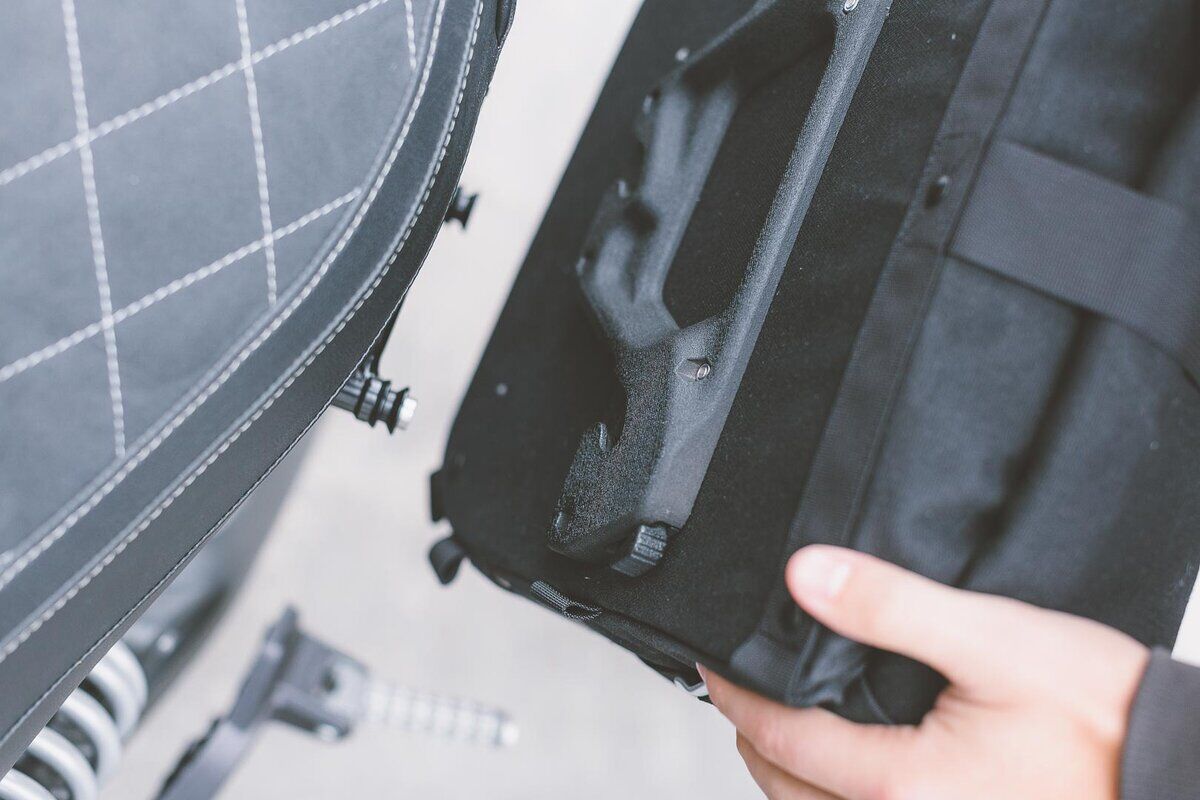 SW-MOTECH Legend Gear LC2 Side Bag Black Edition BC.HTA.00.402.10200R