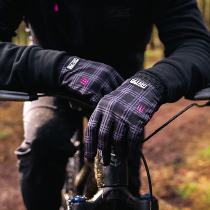 Riders Gloves Tartan M