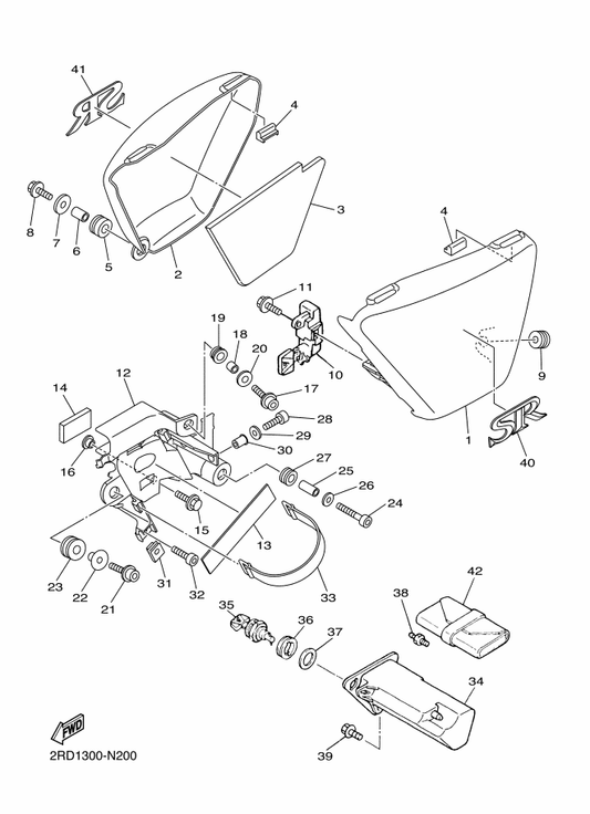 Yamaha 3HT-2173D-20 Emblem 3D — shown on the Side Cover parts diagram
