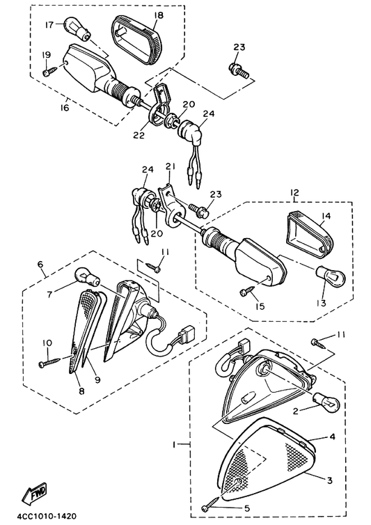 Yamaha 2AK-83330-00 フロントフラツシヤライトアセンブリ 2 — shown on the フラツシヤライト parts diagram