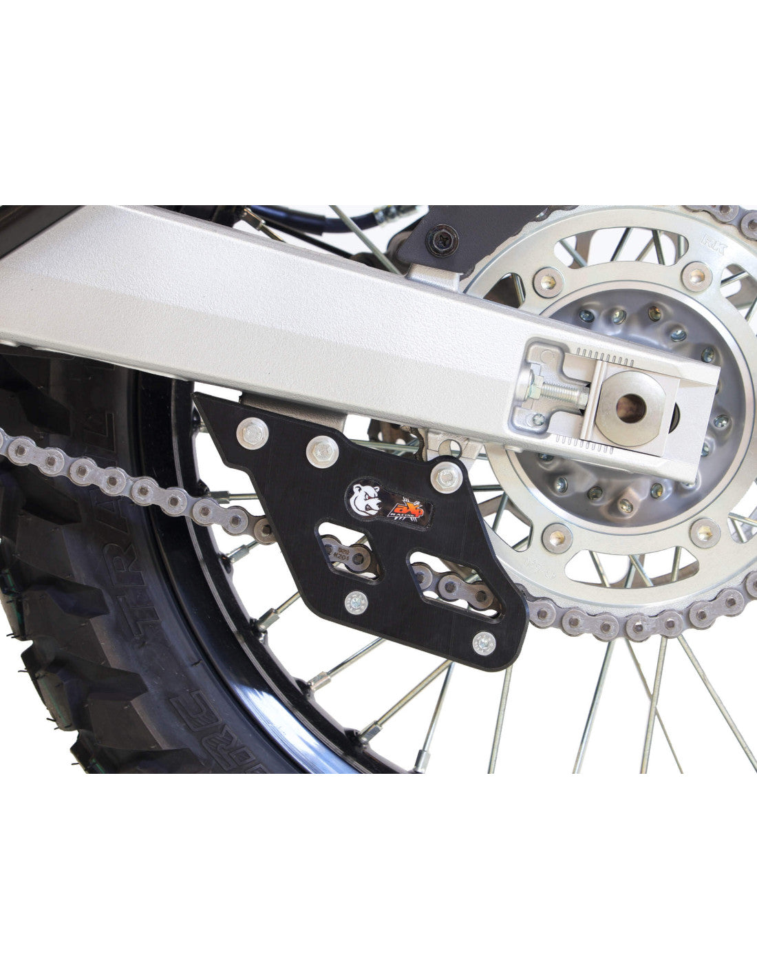 Vue latérale du guide chaine noir en plastique UHMW pour Suzuki DR-Z4S