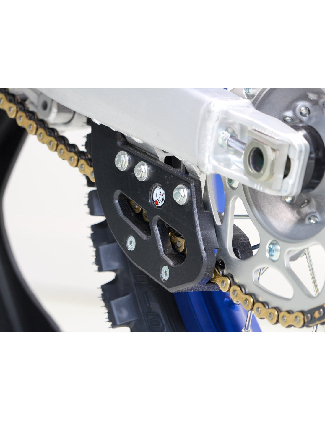 Vue arrière du guide chaine noir en plastique UHMW pour YZ250F et YZ450F