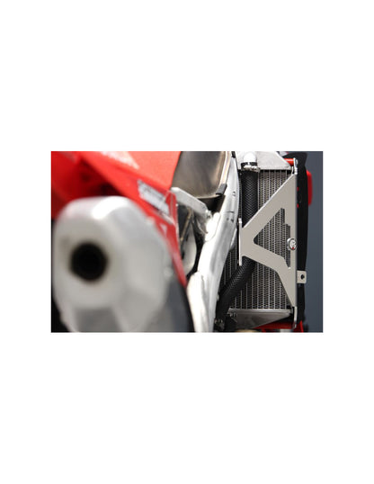 Vue arrière droite des protections de radiateurs en aluminium pour Honda CRF250R - CRF450R