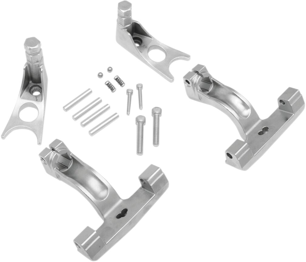 Drag Specialties PASSENGER FLOORBOARD MOUNT KIT CHROME SOFTAIL 00-17 P17-0411C