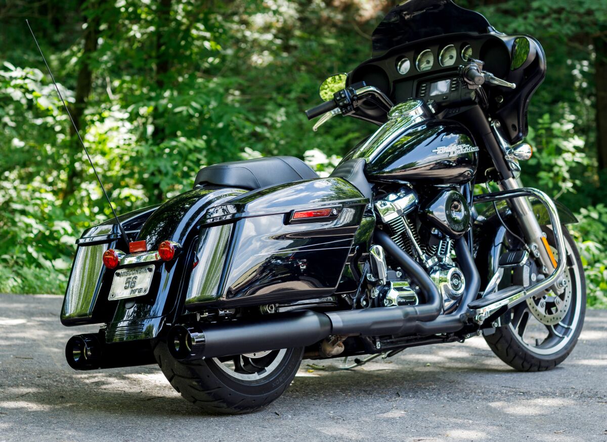 S&S CYCLE MUFFLER 4.5" SLIP-ON MK45 BLACK CONTRAST CUT THRUSTER END CAP-JET-HOT� BLACK BODY FINISH 550-0666