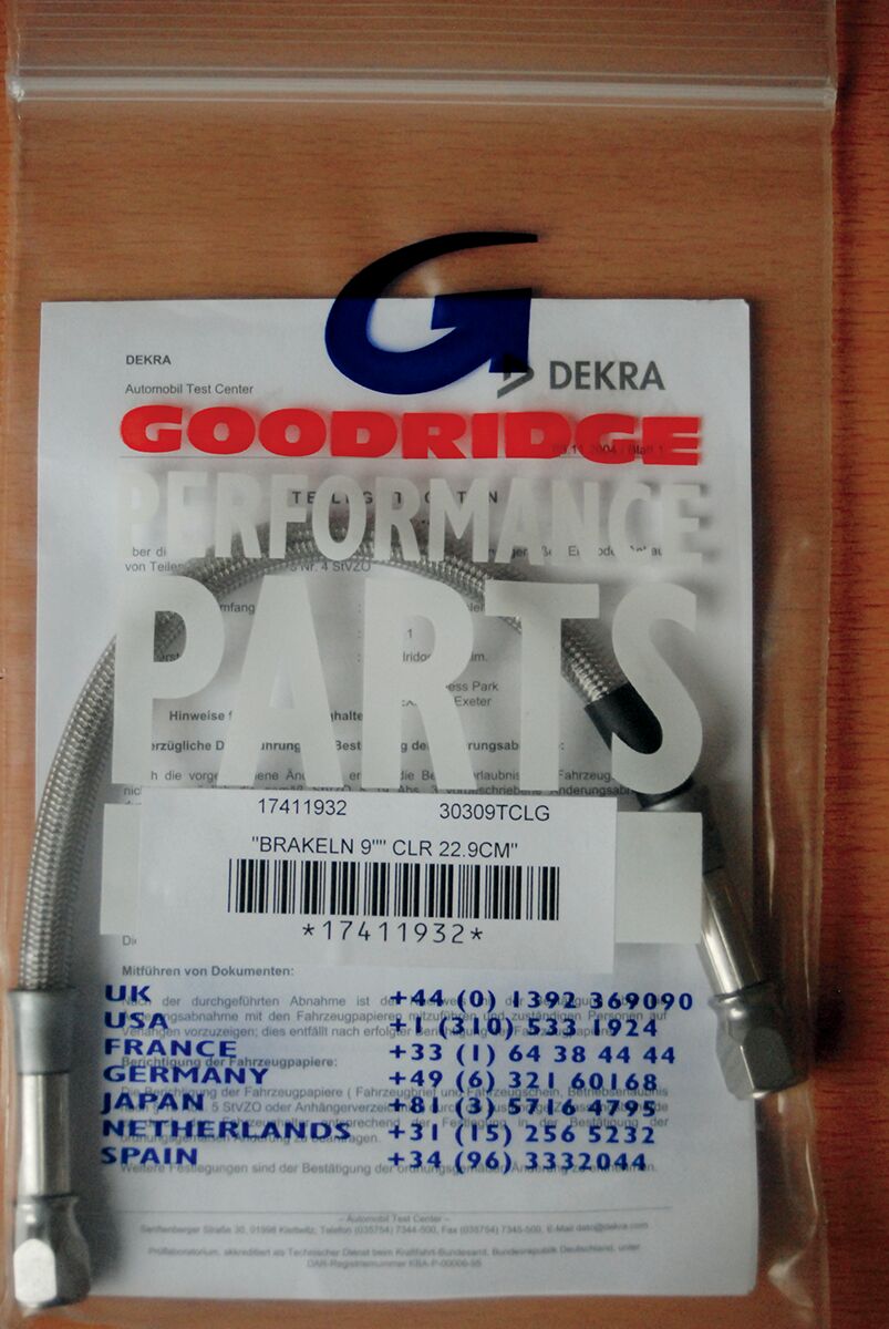 GOODRIDGE BRAKELINE UNIVERSAL STAINLESS-STEEL CHROME T�oV 9"/ 229mm 30309TCLG