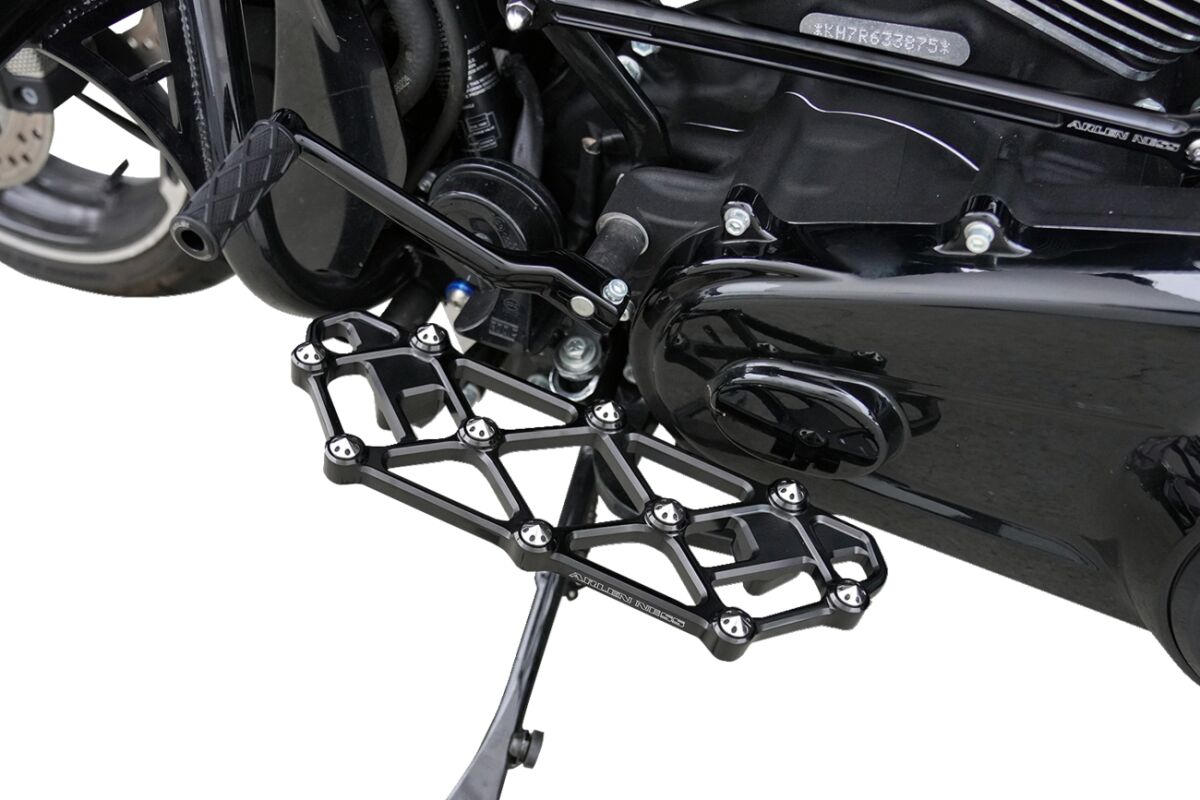 ARLEN NESS FLOORBOARD DRIVER DIAMOND ALL BLACK 410-053