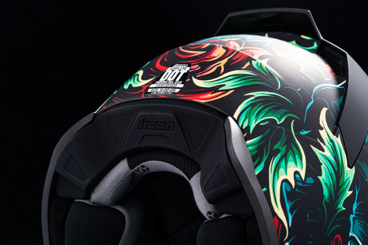 ICON HELMET AIRFLITE MIPS OMNICRUX 0101-14994