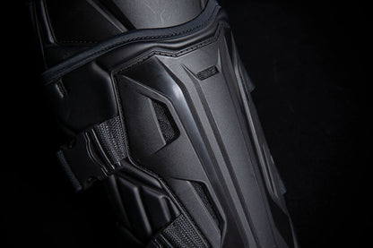 ICON KNEE FIELD ARMOR3 BLACK L/XL 2704-0495