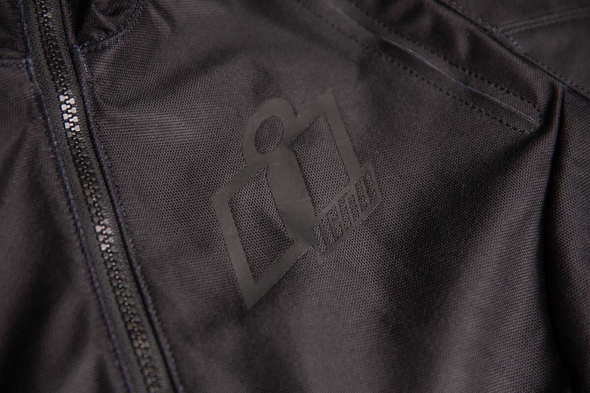 ICON JACKET WM AIRFORM CE BLACK LG 2822-1402