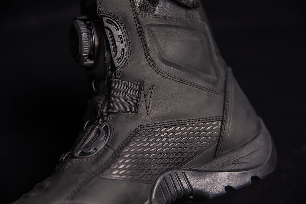 ICON BOOT STORMHAWK BLACK 8 3403-1150