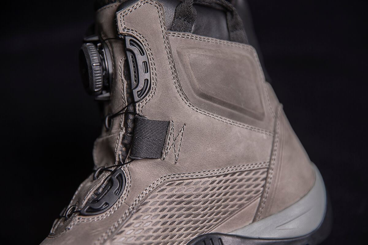 ICON BOOT STORMHAWK GREY 9.5 3403-1177