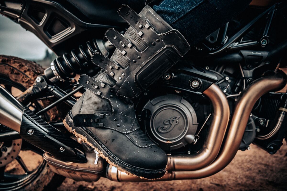 ICON BOOT ELSINORE2 CE BLACK 10 3403-1213