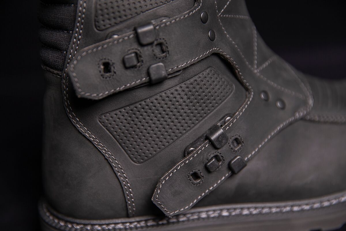 ICON BOOT ELSINORE2 CE BLACK 12 3403-1217