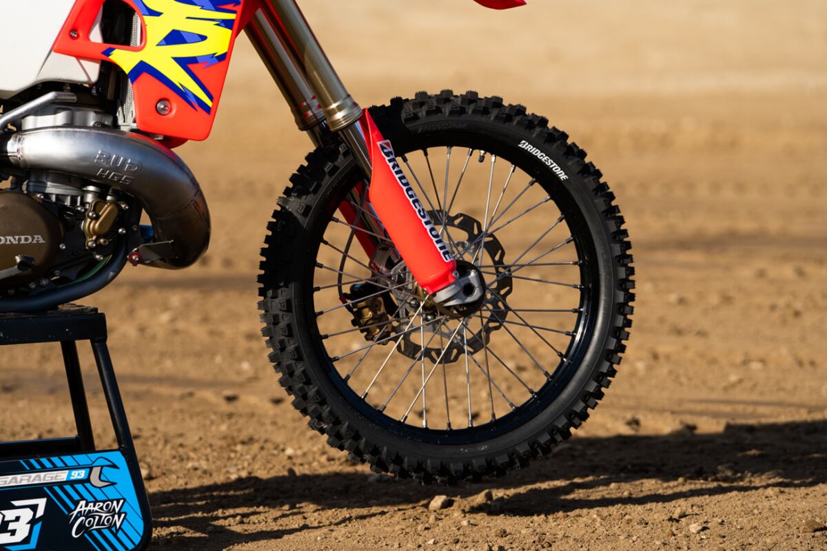 EBC BRAKE ROTOR CX EXTREME SERIES FLOATING CONTOUR MD6356CX