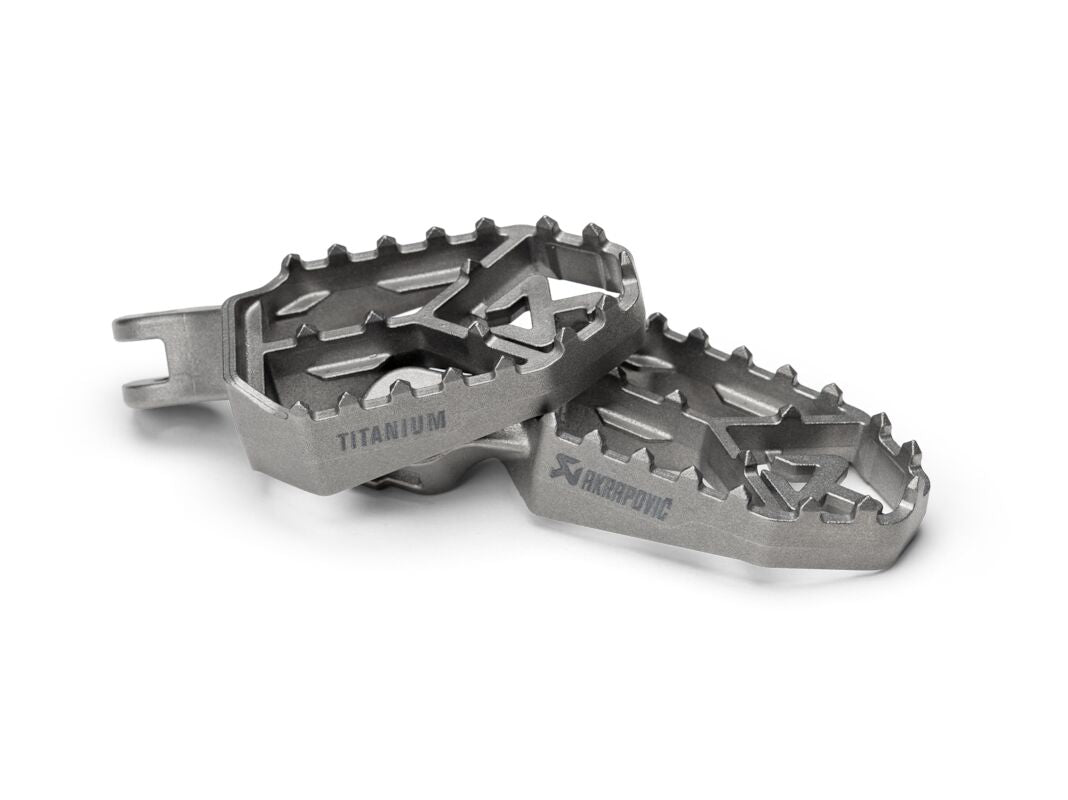 AKRAPOVIC FOOTPEGS TITANIUM DUCATI MULTI F-D12T1