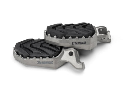 AKRAPOVIC FOOTPEGS TITANIUM TRIUMPH TIGE F-T12T1
