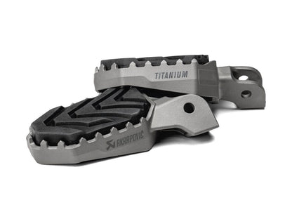 AKRAPOVIC FOOTPEGS TITANIUM KAWASAKI KLE F-KA5T1