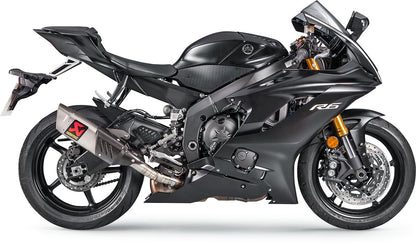 AKRAPOVIC SLIP-ON LINE MUFFLER TITANIUM S-Y6SO12-HAPT