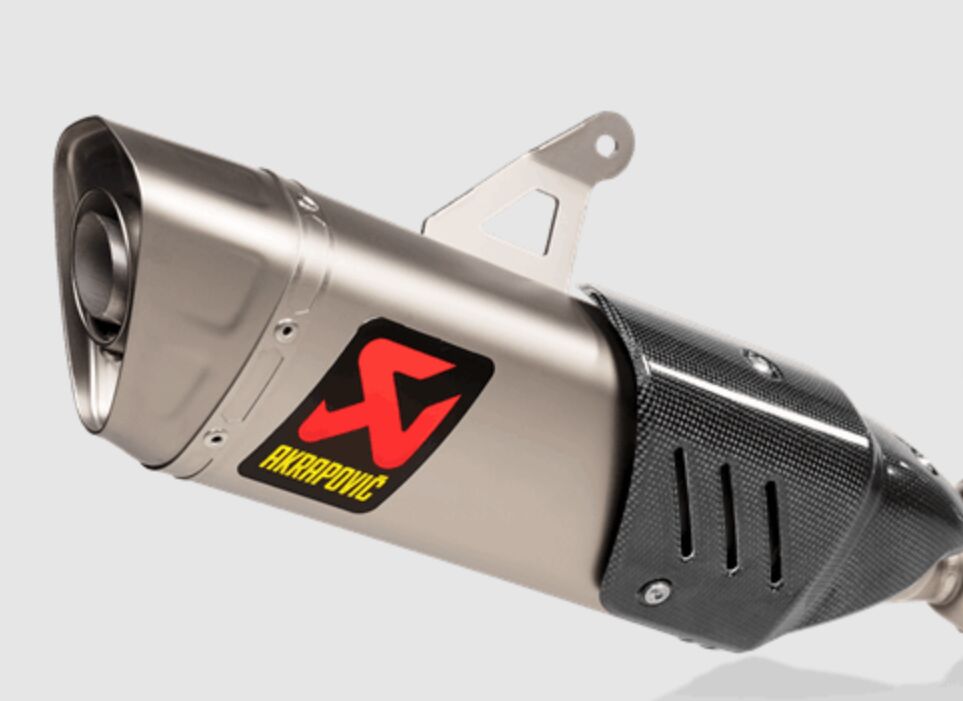 AKRAPOVIC REPLACEMENT MUFFLER TITANIUM M-AP01803T