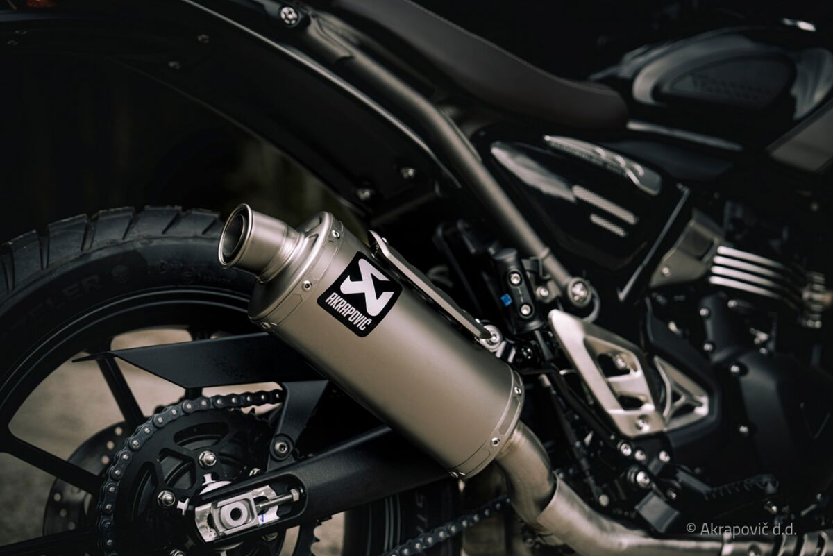 AKRAPOVIC MUFFLER SLIP-ON TI TRIUMPH SPEED 400 / SCRAMBLER 400X S-T4SO1-HDT