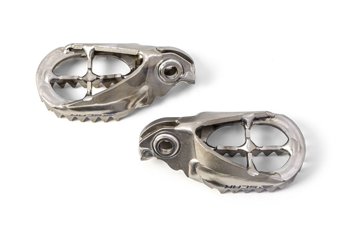 Scar Racing FOOTPEGS SCAR BETA TITAN S7516
