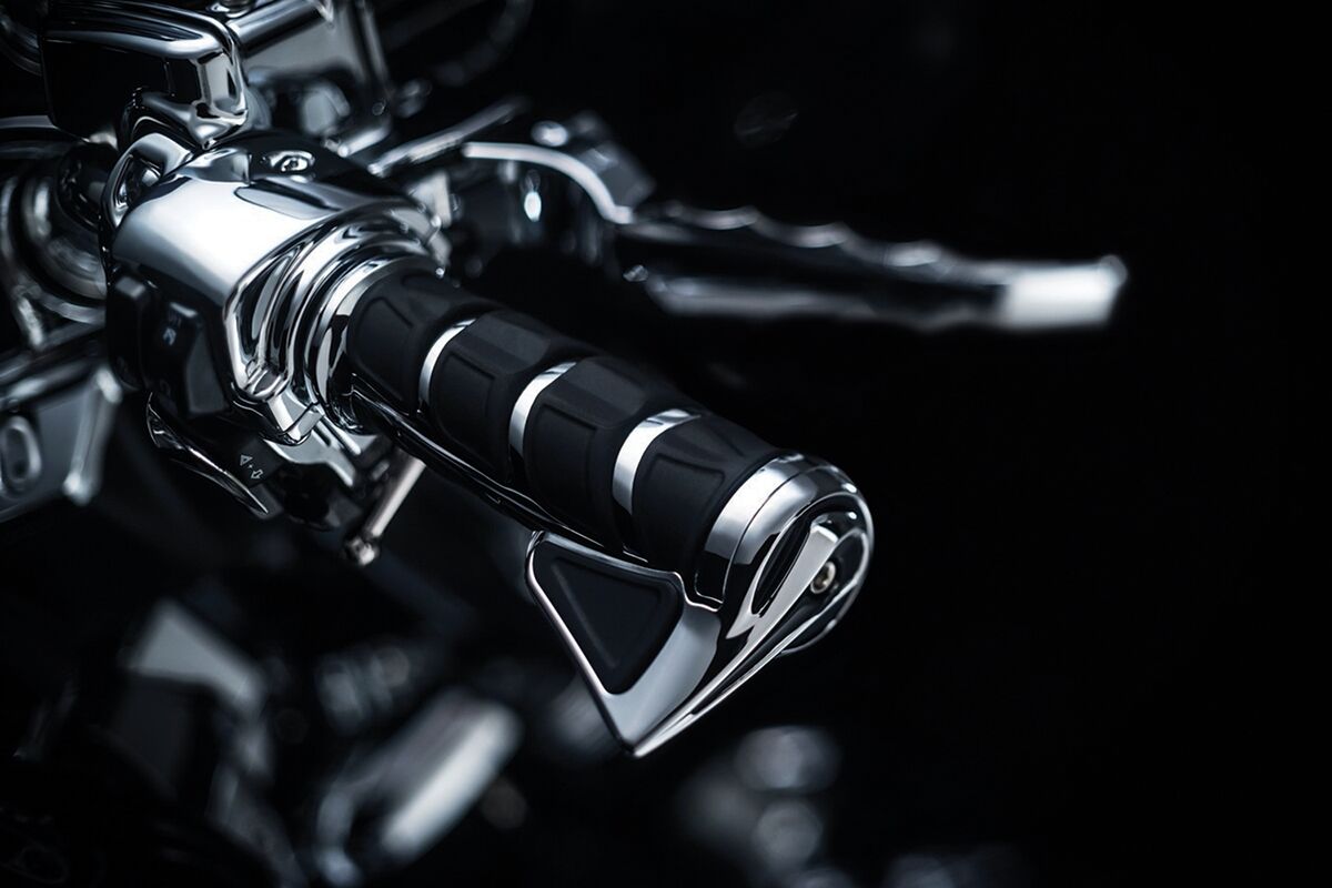 KURYAKYN GRIPS KINETIC FOR DUAL CABLE THROTTLE CHROME KUR6350