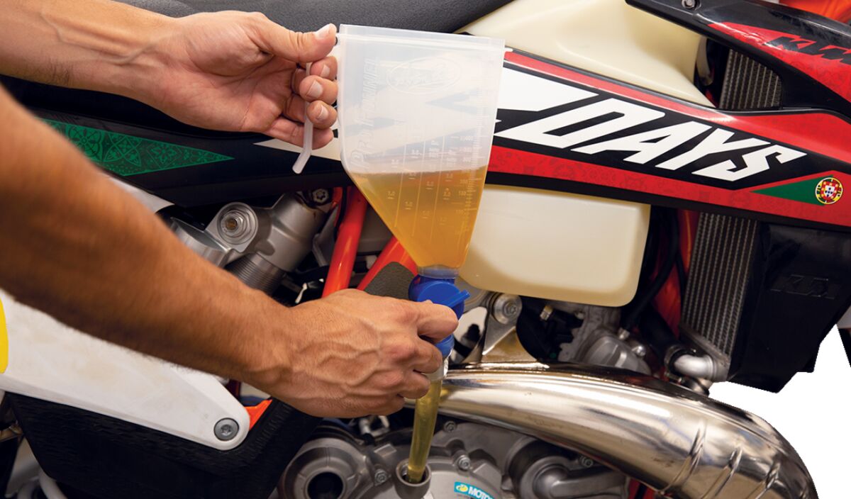 MOTION PRO FUNNEL-PRO 1000CC/34OZ 08-0747