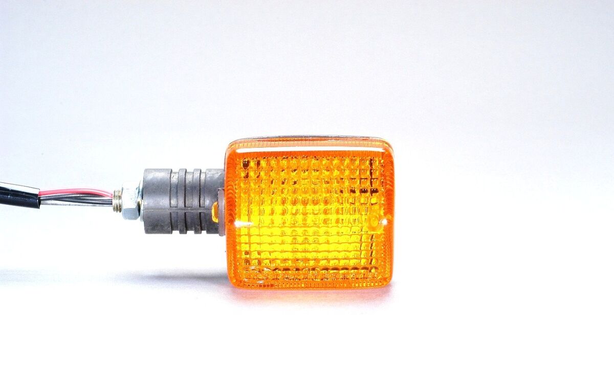 K&S TECHNOLOGIES TURN SIGNAL E-MARK AMBER 27-1025