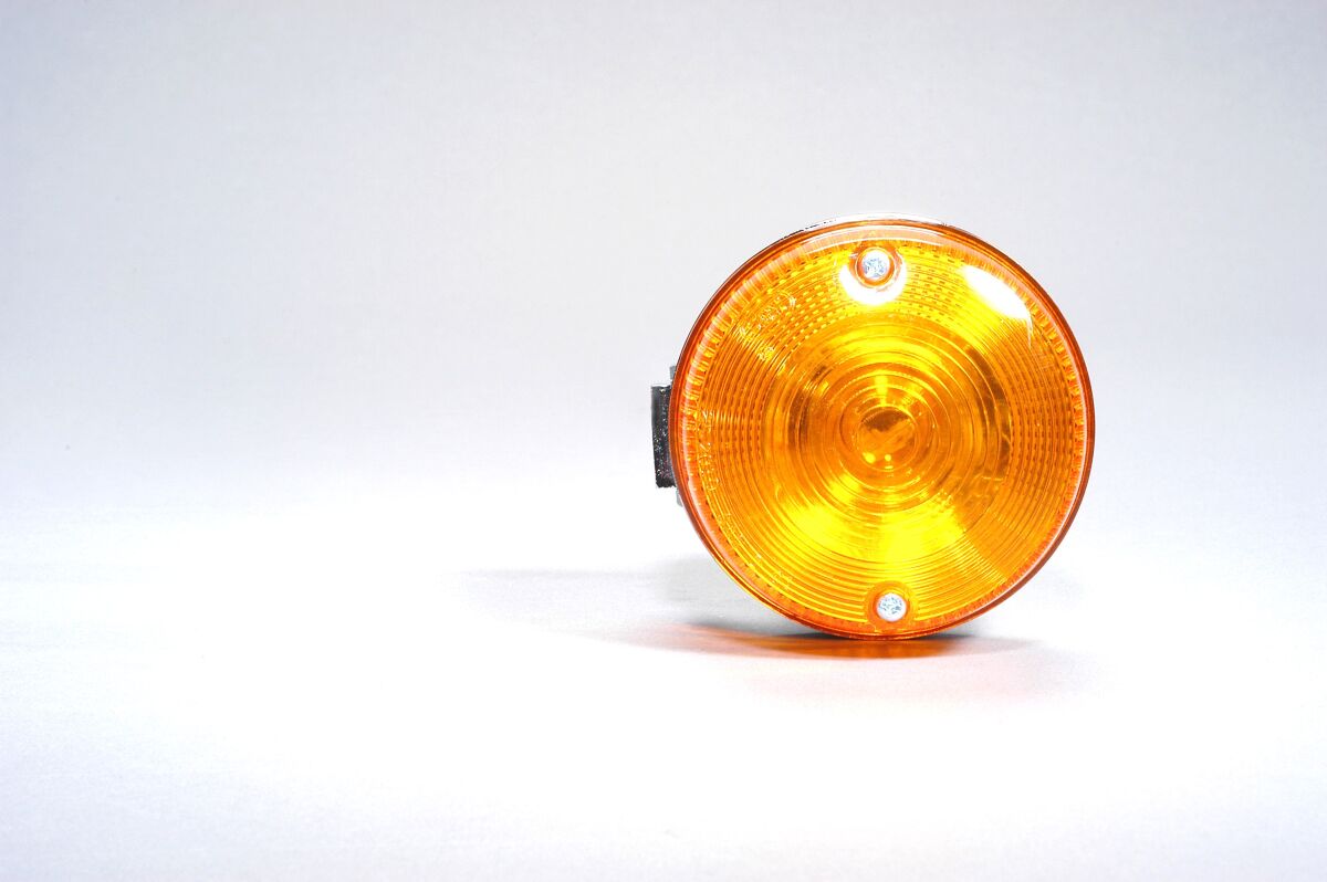 K&S TECHNOLOGIES TURN SIGNAL AMBER KA F/R 27-2016