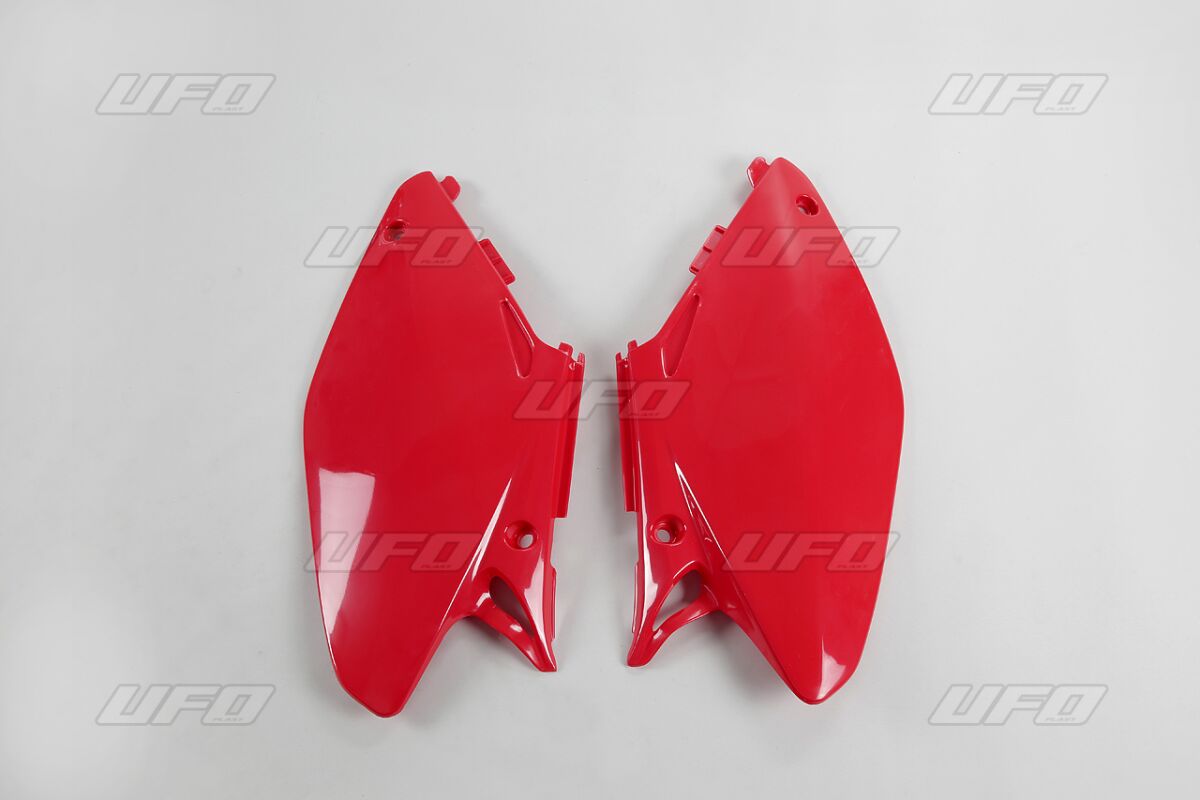 UFO SIDE PANELS HONDA CR125/250 CRF-RED HO03658#070