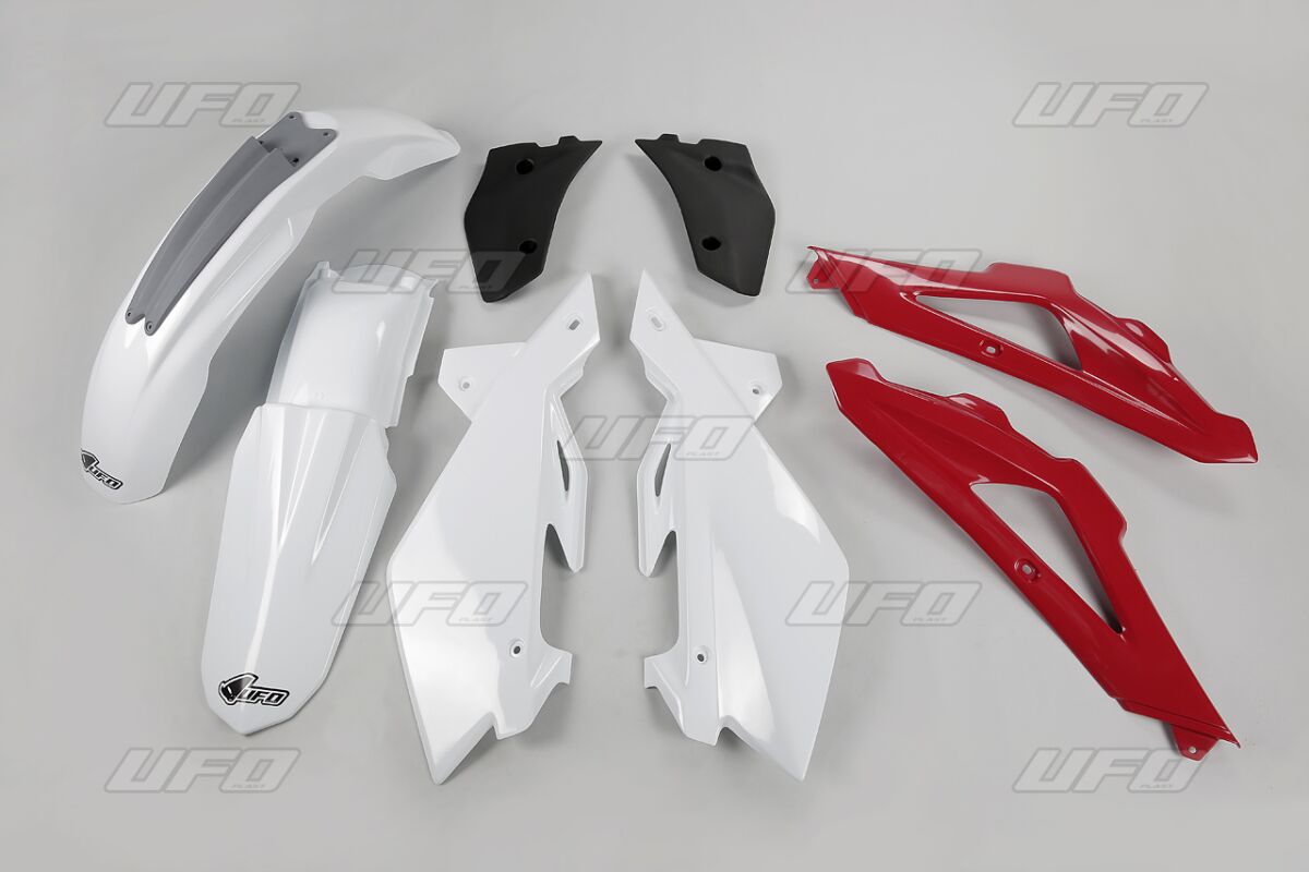 UFO COMPLETE BODY KIT HUSQVARNA CR 250 OEM-COLOR HUKIT608E@999
