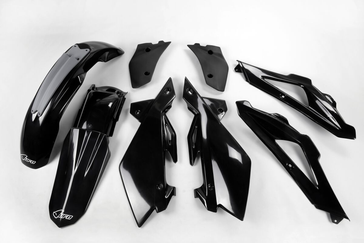 UFO BODY KIT HVA 06-08 2T BK HUKIT603@001