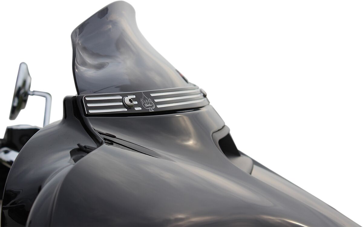 KLOCK WERKS WINDSHIELD FLARE SUPER LOW 4" FLH DARK SMOKE KWW-01-0405