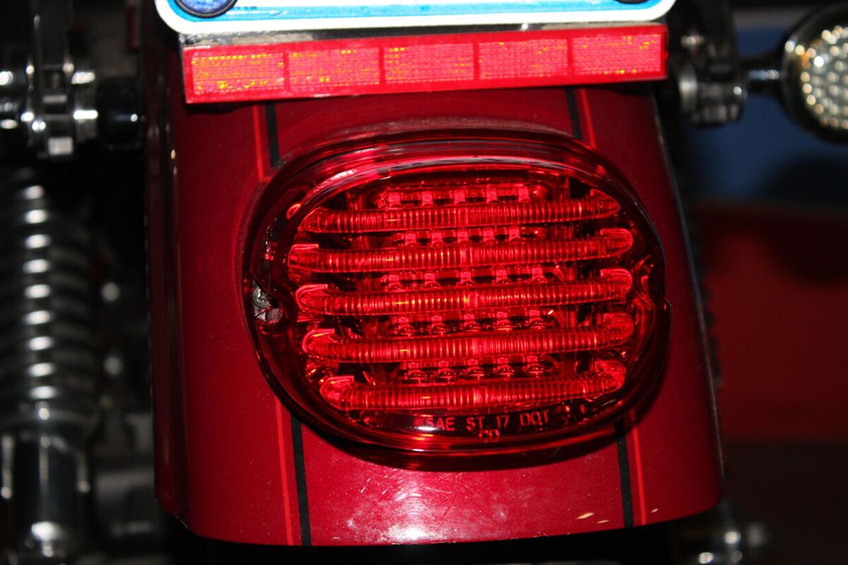 CUSTOM DYNAMICS PROBEAM LOW PROFILE LED TAILLIGHT RED PB-TL-LP-R